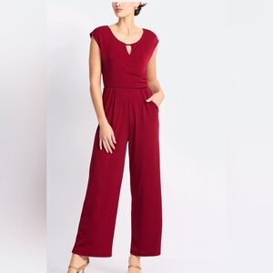 Gilli Vibrant Red Sleeveless Jumpsuit